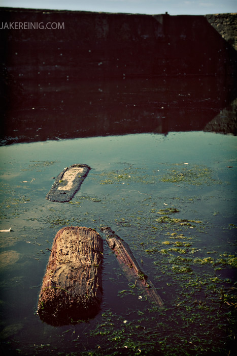 Pool debris, Sutro Baths
