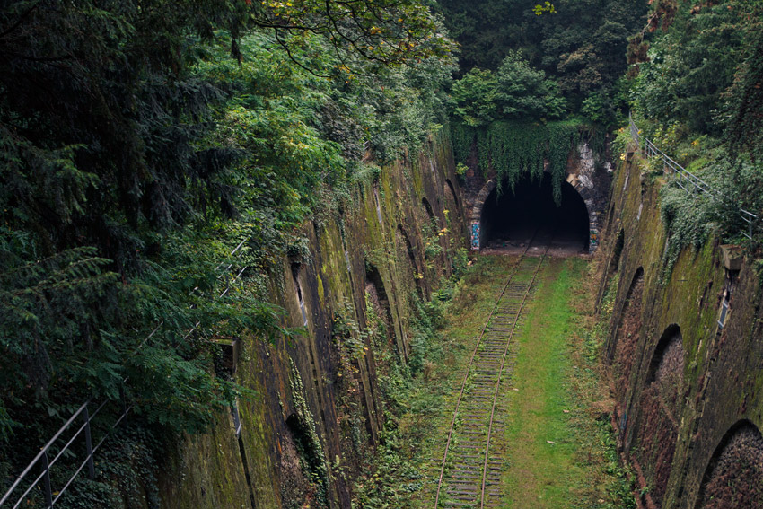 The abandoned Petite Ceinture at Parc Montsouris