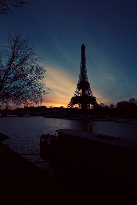 Eiffel Tower at dawn