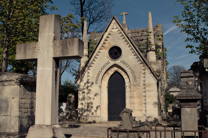 House-like tomb at Pere Lachaise