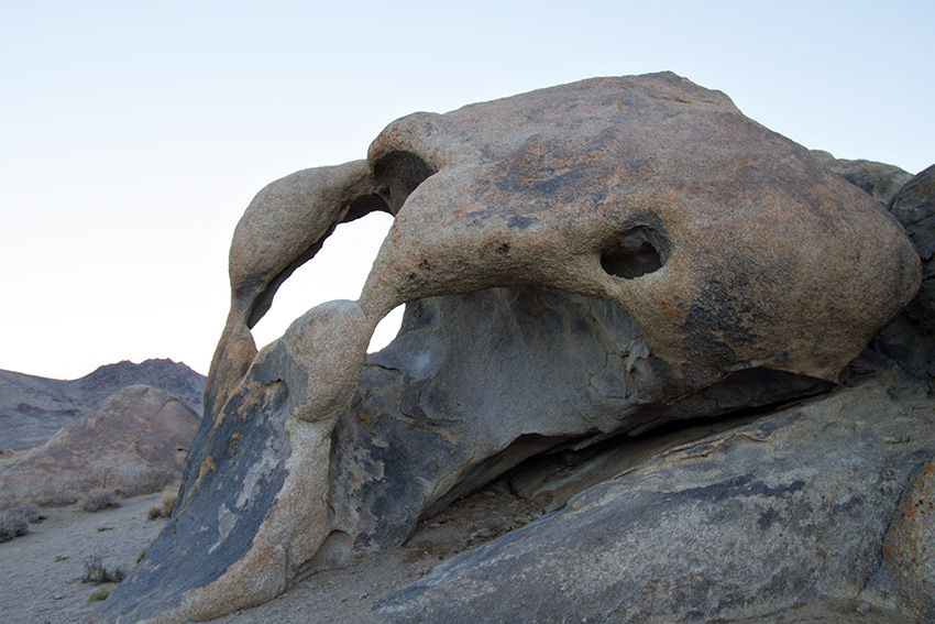 Jake Reinig Travel Photography | Alabama Hills Double Arch Rock