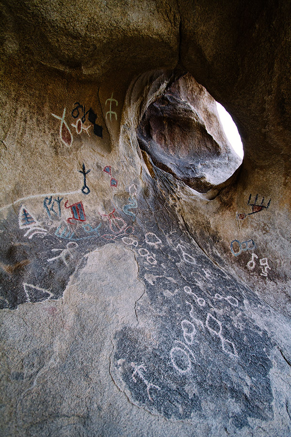 "Disney" pictographs near Barker Dam, Joshua Tree