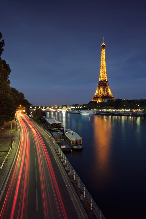 Long exposure of the highway near the Eiffel Tower