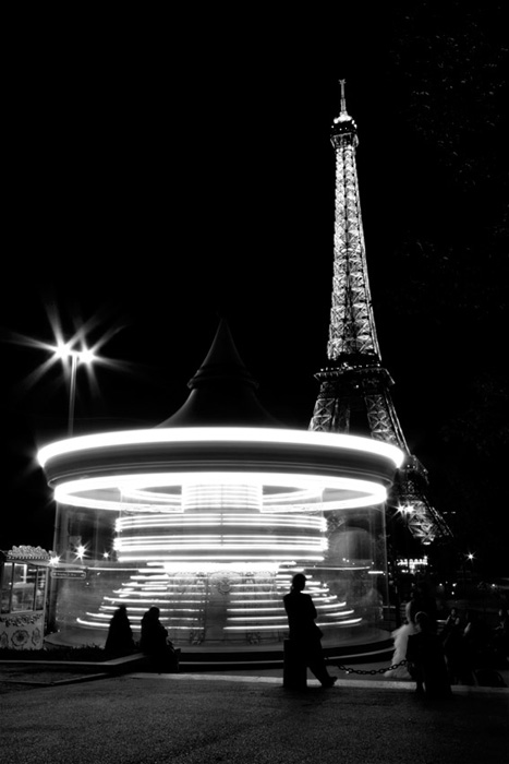 Bride at the carousel near the Eiffel Tower
