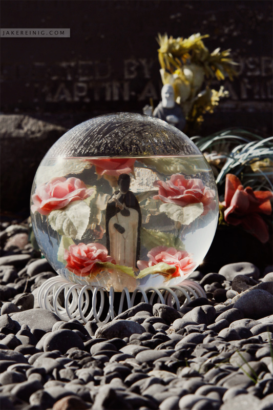 Grave tribute, Ireland